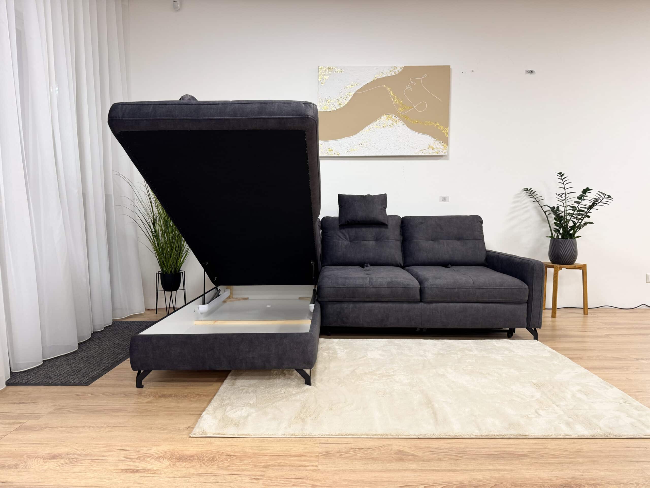 Diivanvoodi Santiago - Image 2