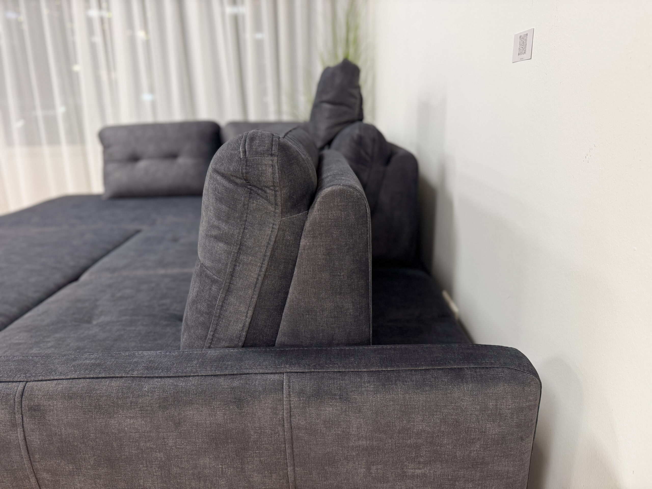 Diivanvoodi Santiago - Image 6