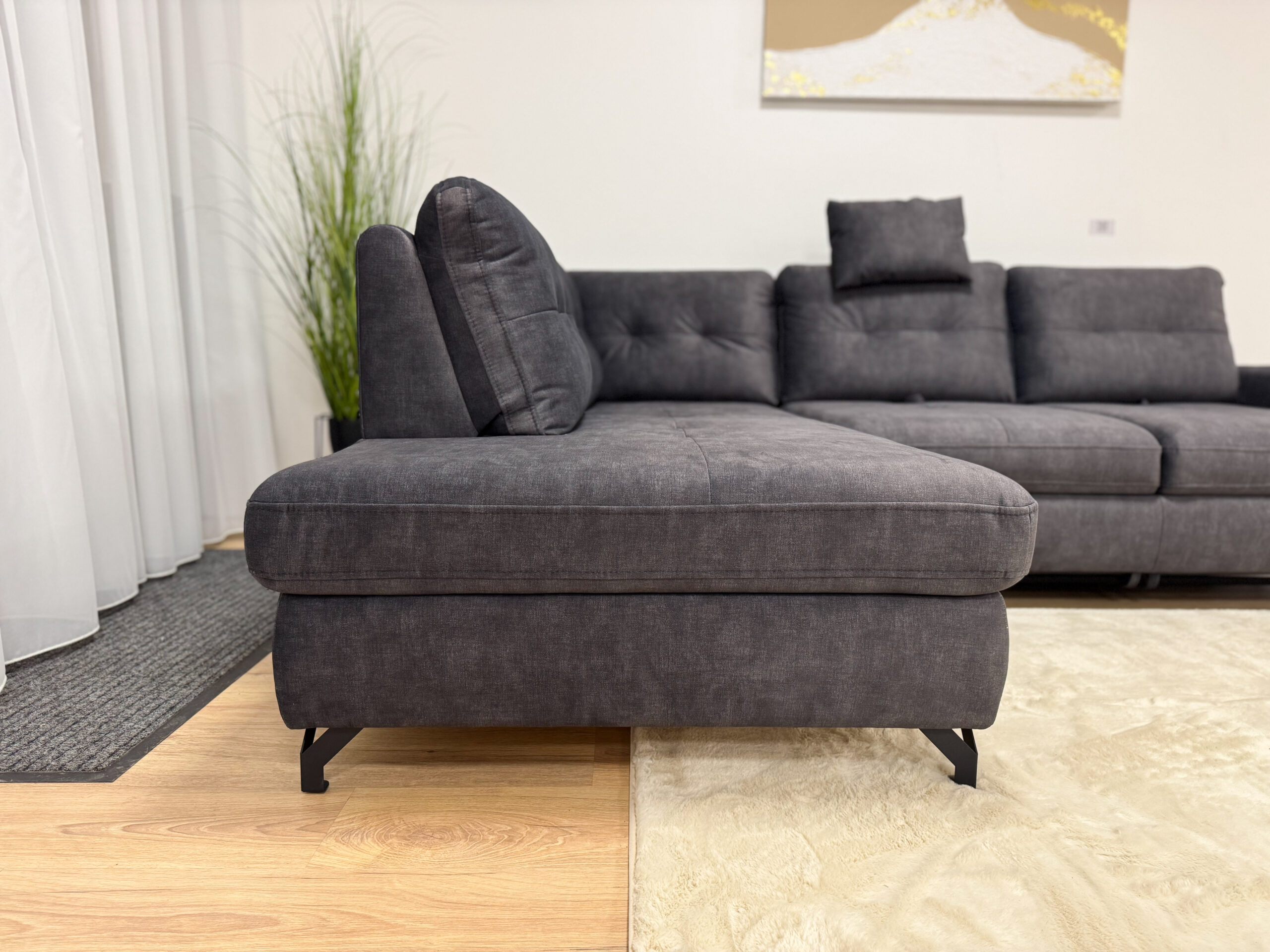 Diivanvoodi Santiago - Image 8