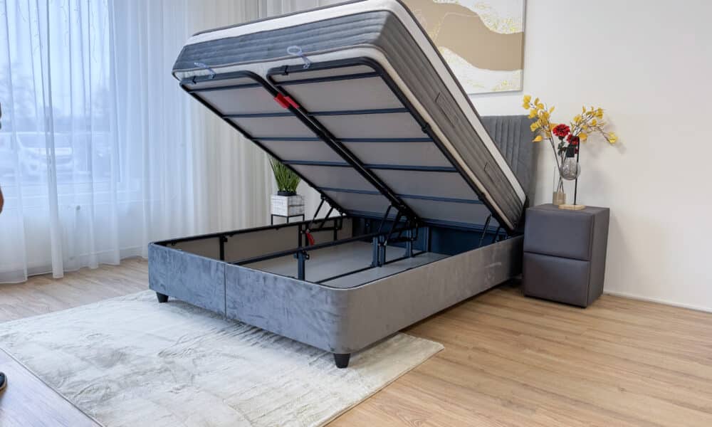 Alternative view of Kontinentaalvoodi Belicia 160x200