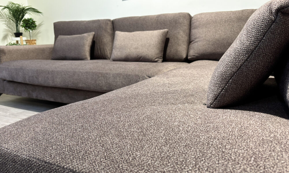 Alternative view of Nurgadiivan California L Bubble 5