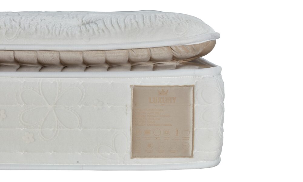 Alternative view of Madrats Luxury